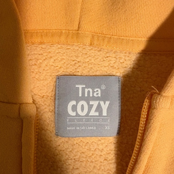 TNA Cozy Fleece Zip Hoodie – XS (Lightly Worn) - Picture 2 of 3